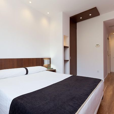 Hotel Olympia Universidades Valencia Eksteriør billede