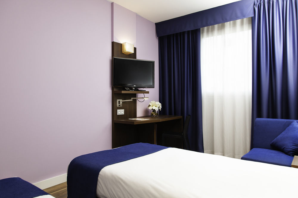 Hotel Olympia Universidades Valencia Eksteriør billede