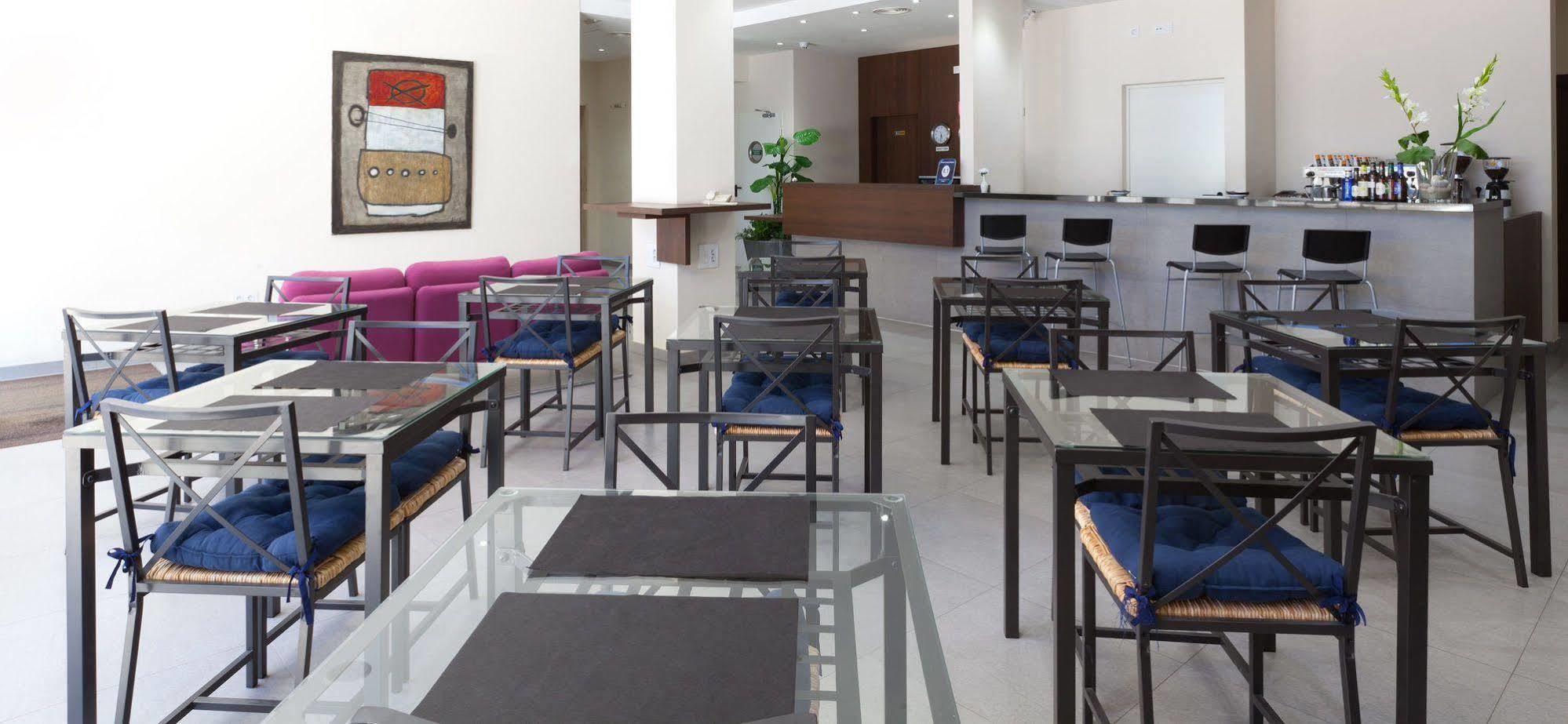 Hotel Olympia Universidades Valencia Eksteriør billede